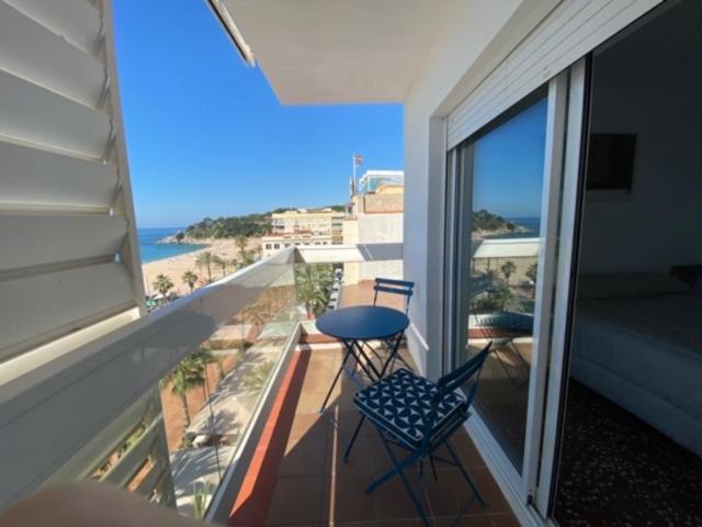 Mediterranean Apartment In Lloret De Mar Next To The Sea Eksteriør billede