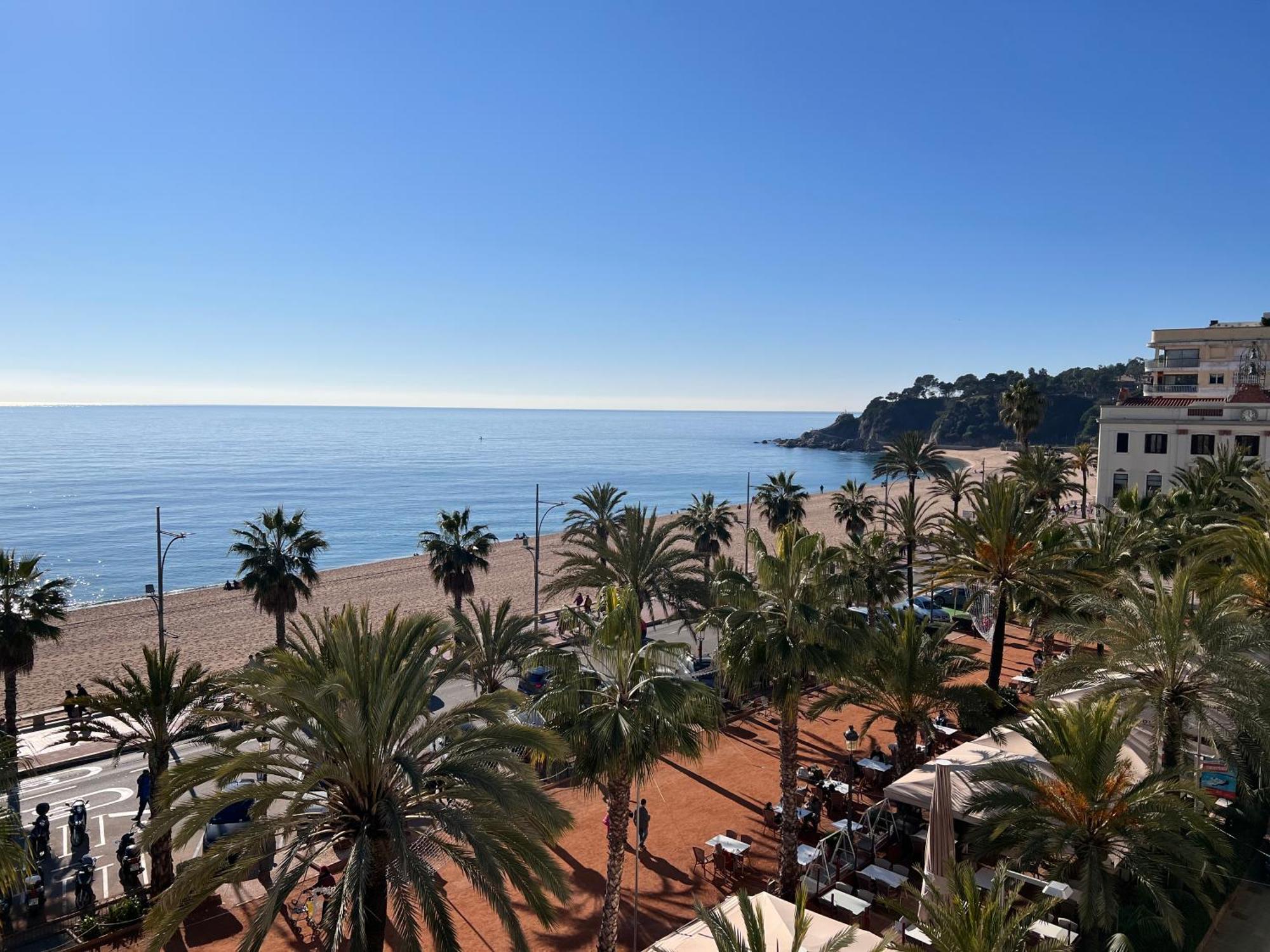 Mediterranean Apartment In Lloret De Mar Next To The Sea Eksteriør billede