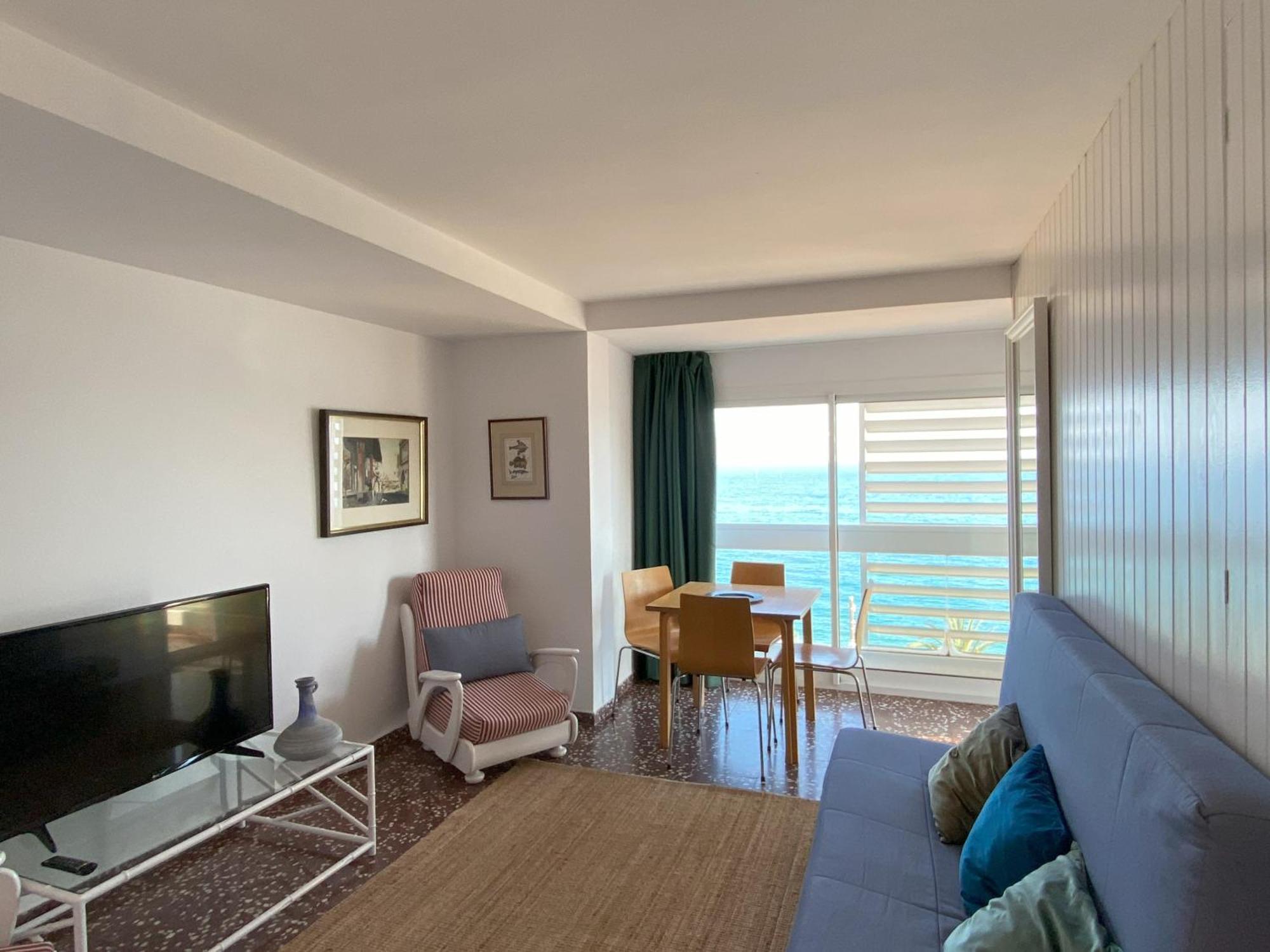 Mediterranean Apartment In Lloret De Mar Next To The Sea Eksteriør billede